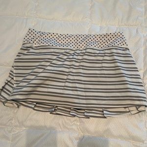 Lululemon Pacesetter skort.